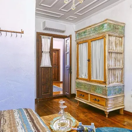 Trilye Bay C Отель