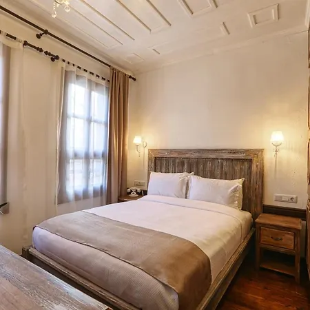 Trilye Bay C Отель Бурса